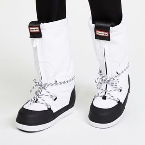 Hunter Original Women’s White Snow Boots UK 7 which = SIZE US 9